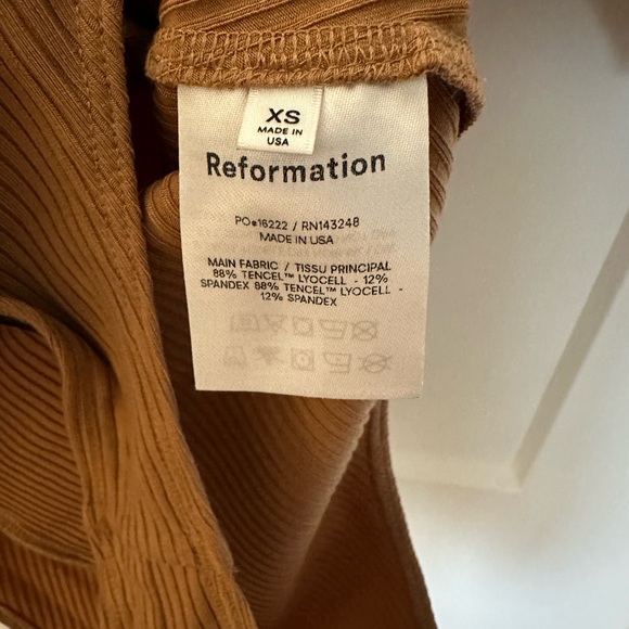 Reformation tan bodysuit size xs - Picture 2 of 2